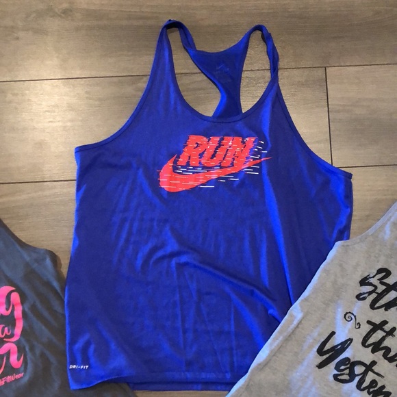WOMENS WORKOUT TANK BUNDLE - Picture 3 of 4